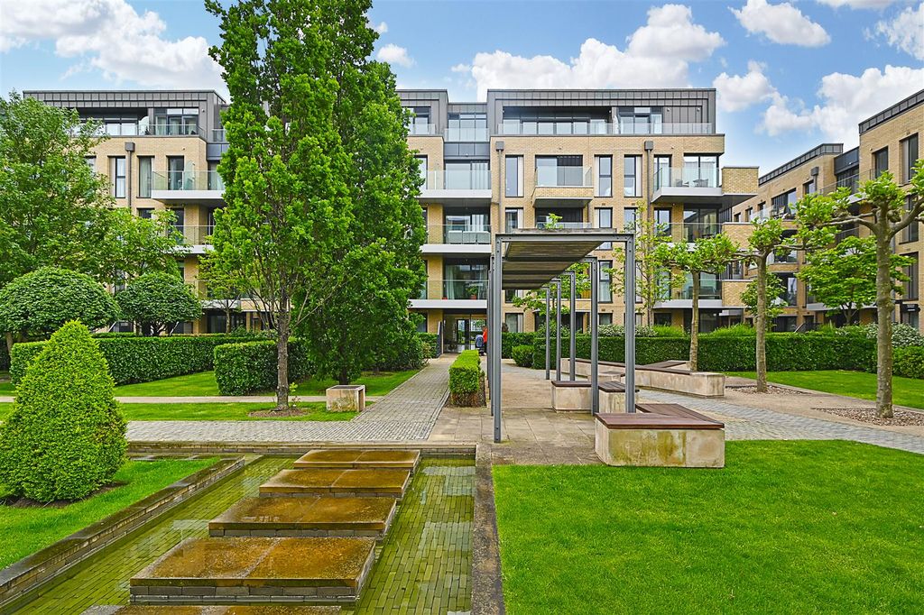 Property photo 1 of 18 48-Ravensbourne-Apartments (17).Jpg