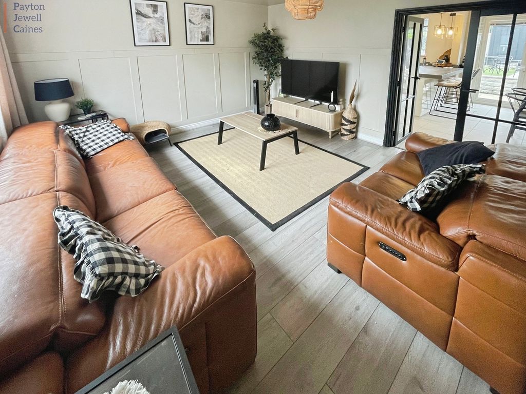Property photo 3 of 17 Not Specified