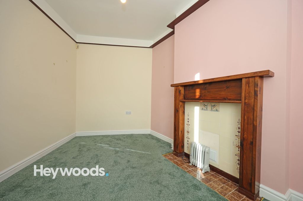 Property photo 3 of 23