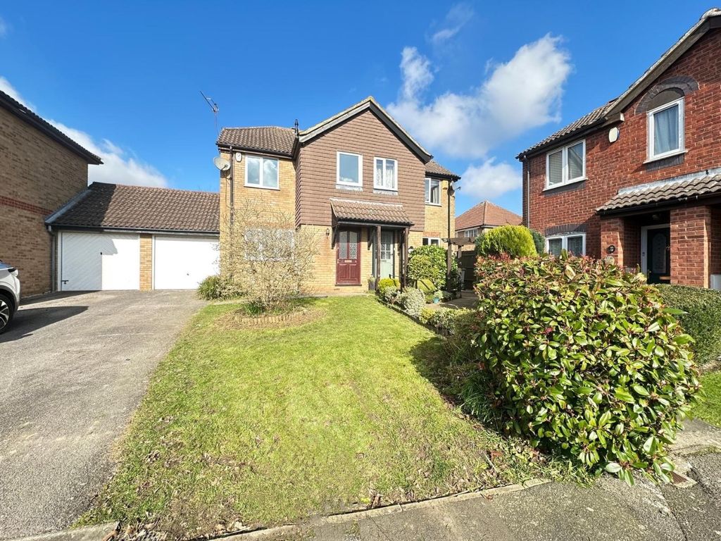 Property photo 1 of 12 4007261