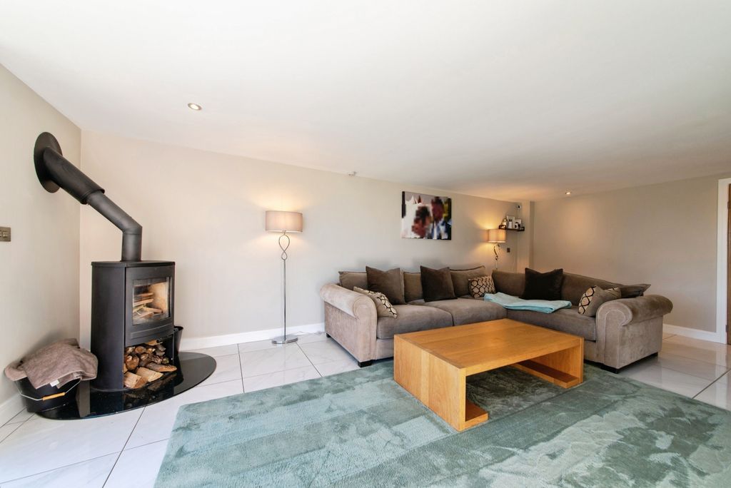 Additional image 5 of 4 bed detached house for saleBeesby Road, Alford LN13