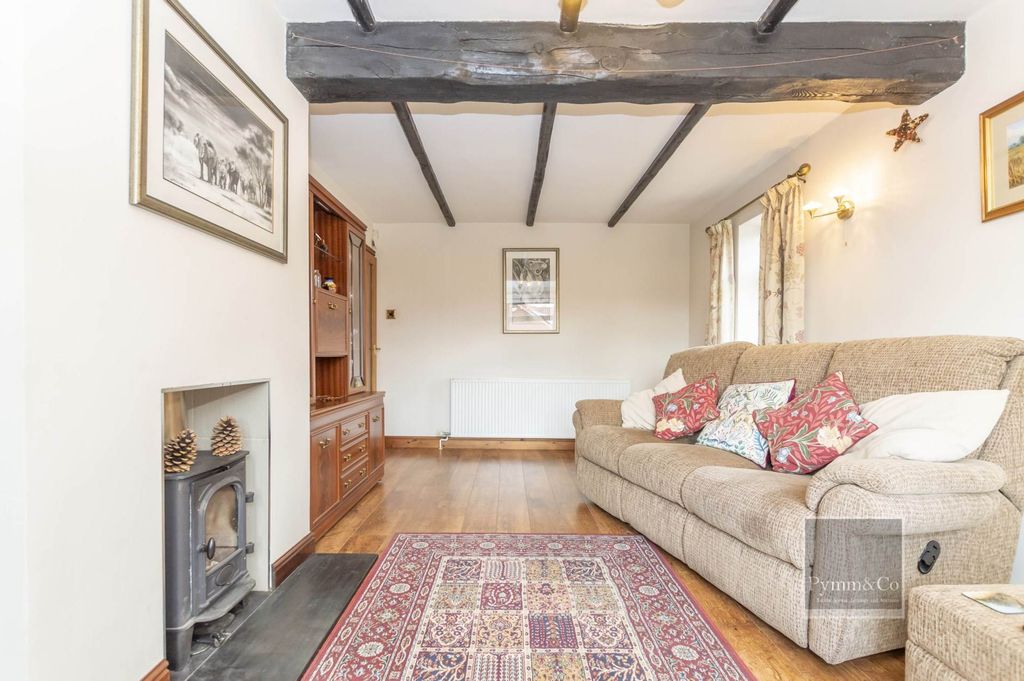 Property photo 2 of 18