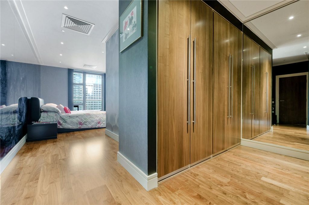 Property photo 3 of 12 Picture No. 08