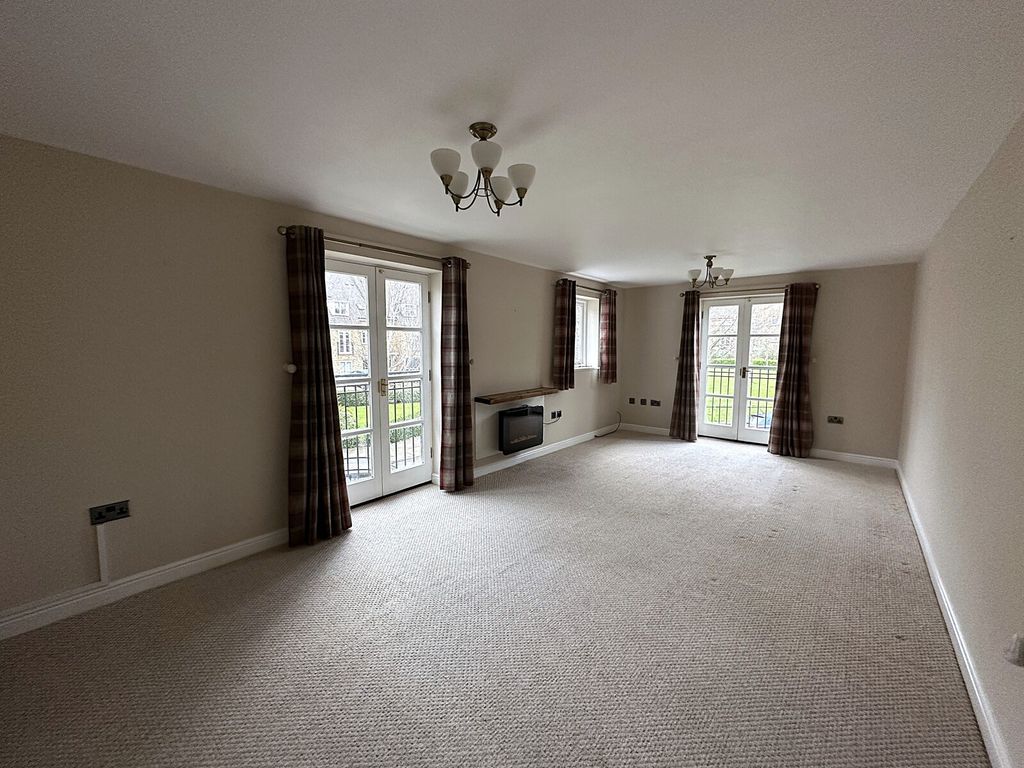 Property photo 3 of 9 Lounge View 2