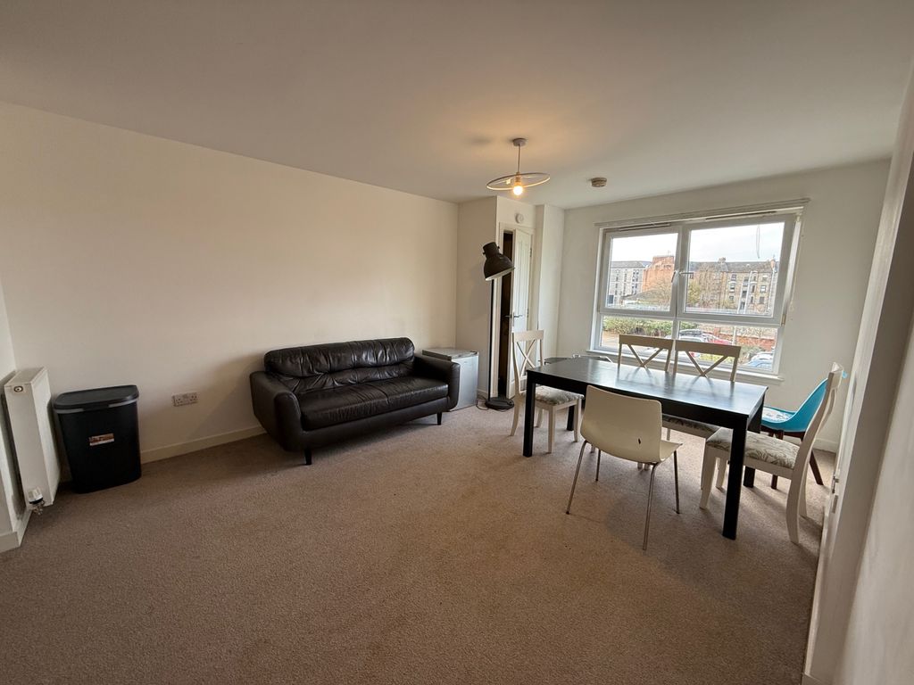 Property photo 2 of 8 Gallery