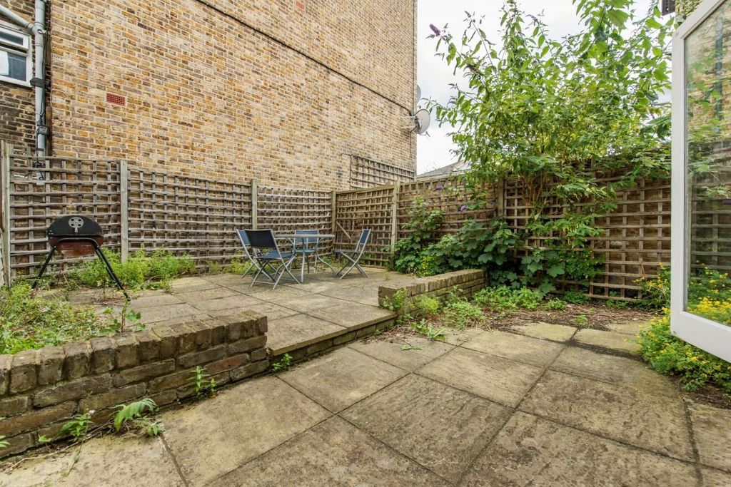 Property photo 2 of 15