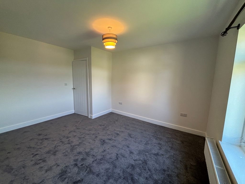 Additional image 10 of 3 bed property to rentTalyclun, Llanelli SA14