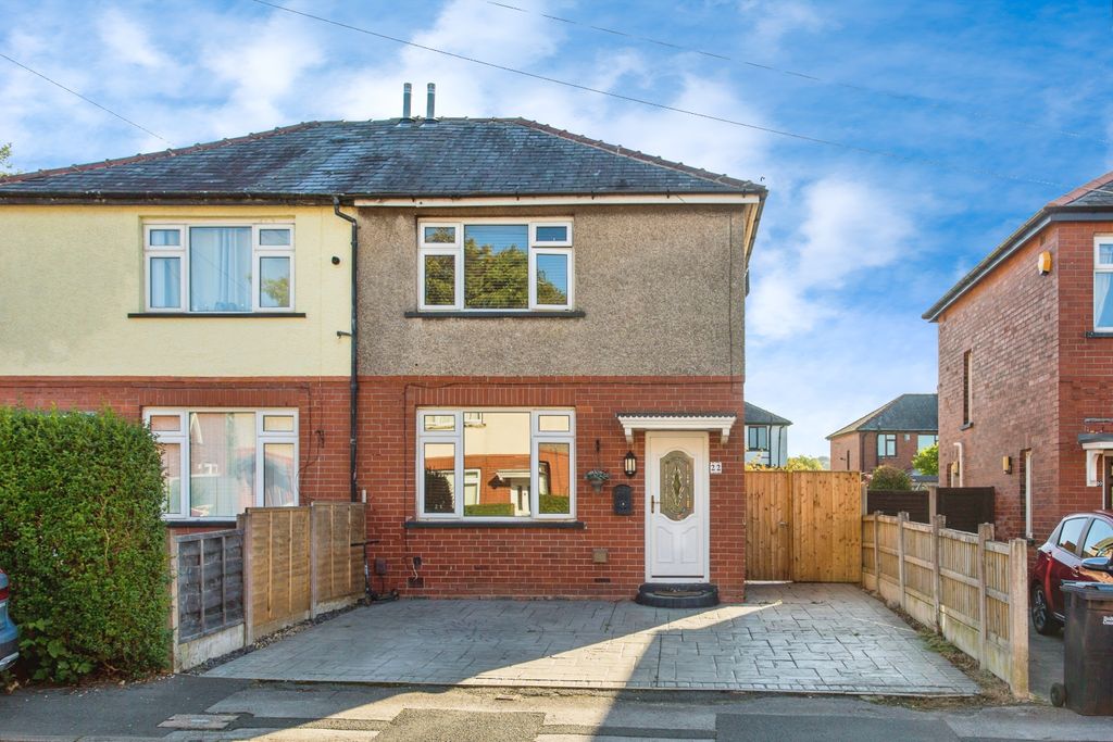 Property photo 1 of 16