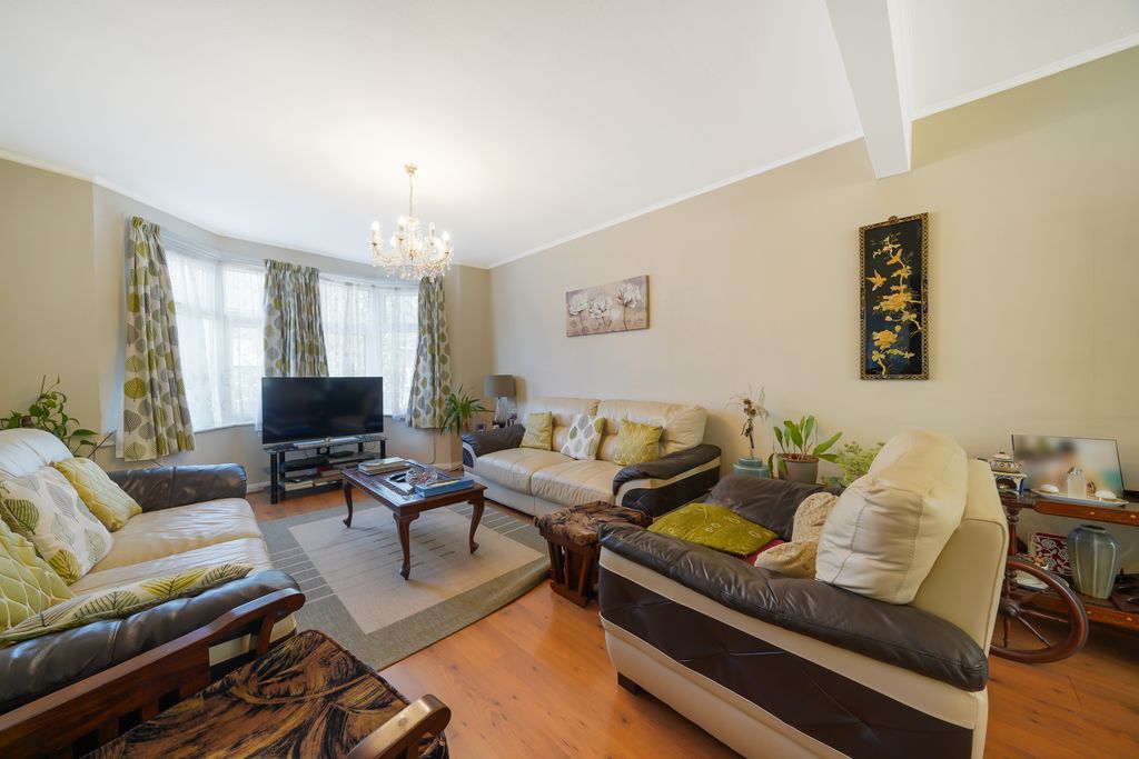 Property photo 2 of 15 1 (10)