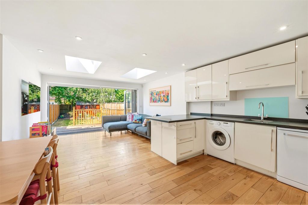 Property photo 2 of 17 File2.Jpg