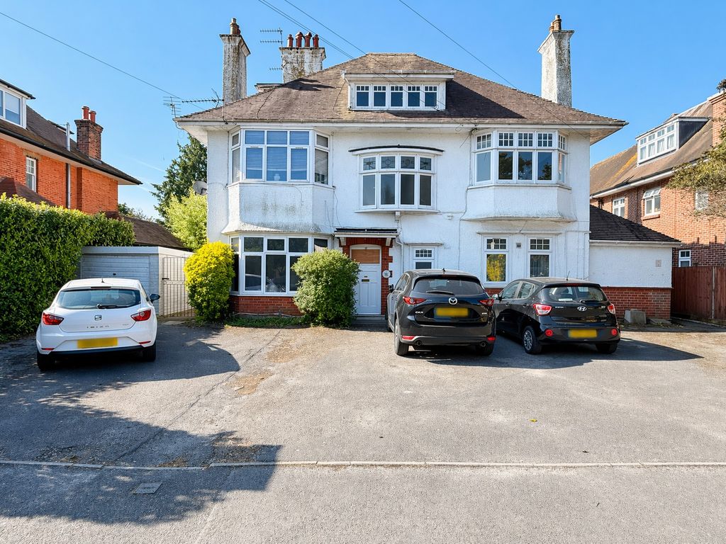 Property photo 1 of 9 Front