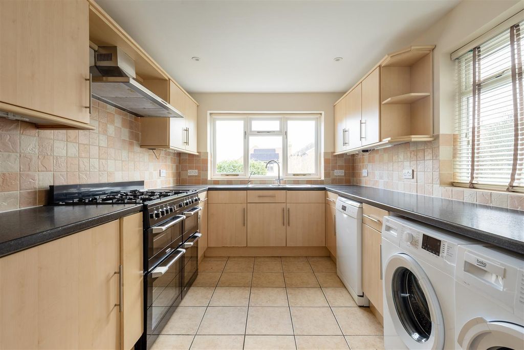 Property photo 3 of 10 50_Agraria_Road-20.Jpg