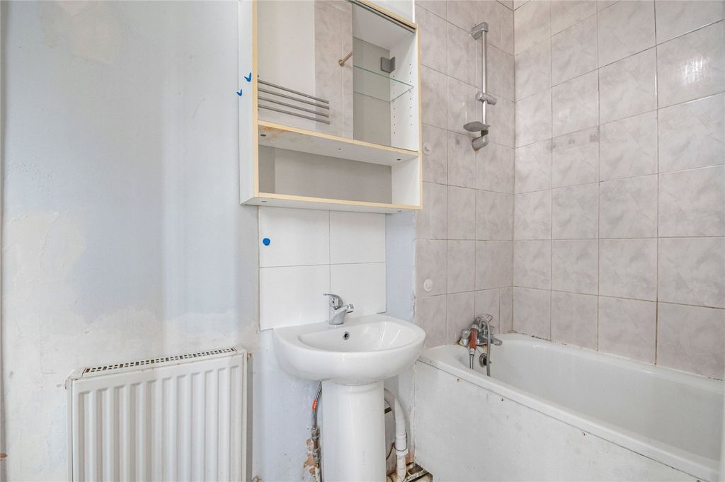Property photo 3 of 11 Picture No. 04