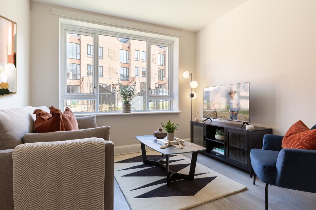 Property photo 2 of 12 Picture No. 01