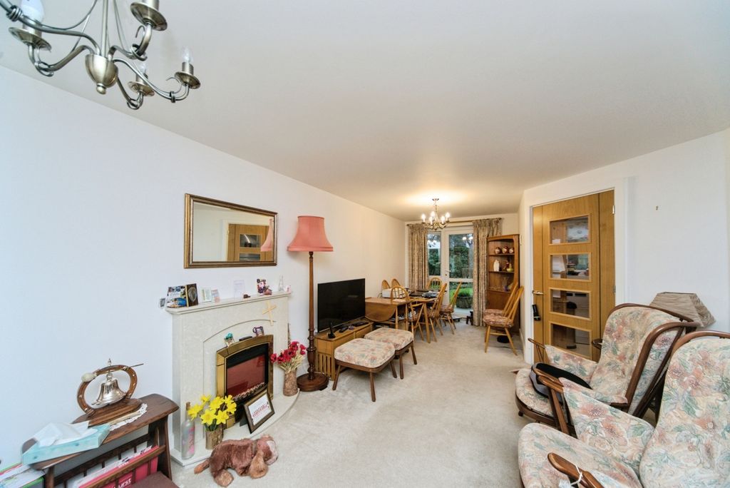 Property photo 3 of 13 Pbox-Img.Jpg