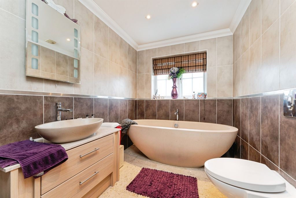 Additional image 16 of 5 bed detached house for saleCreek Road, March PE15