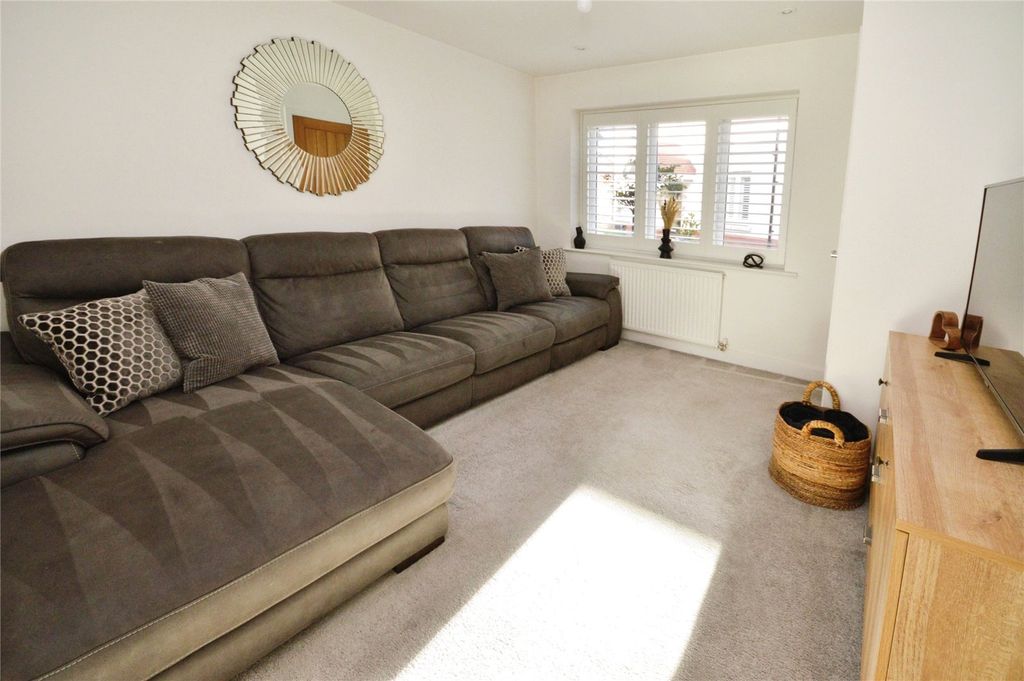Property photo 3 of 17 Picture No. 03