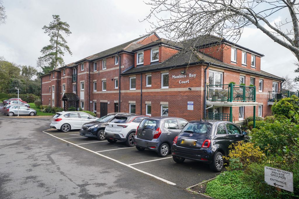 Property photo 2 of 17 Dsc00013