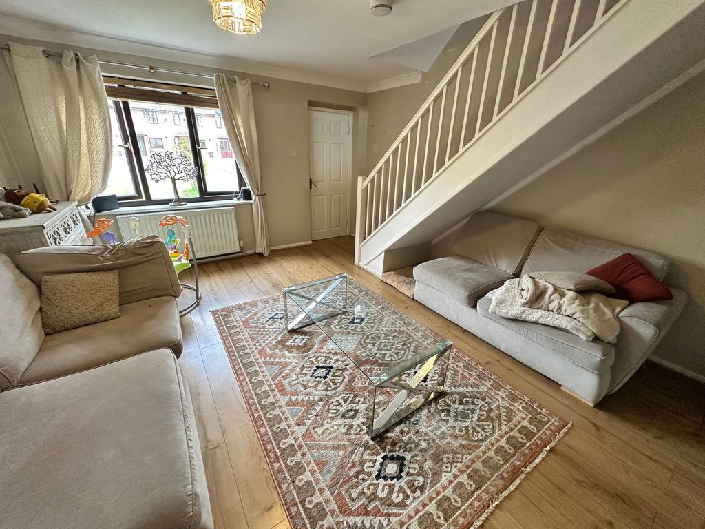 Property photo 3 of 10