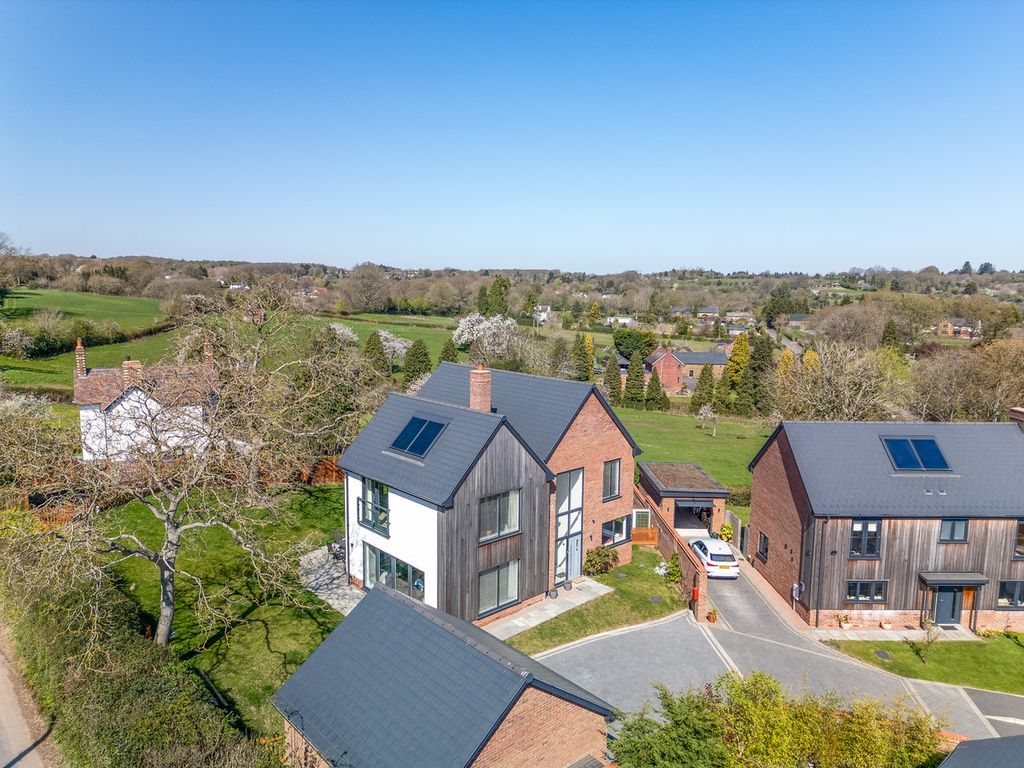 Property photo 1 of 39