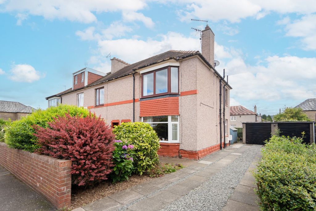 Property photo 1 of 28 4267563