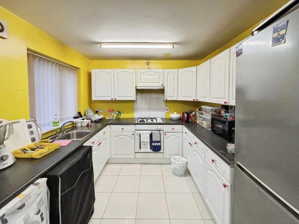 Property photo 2 of 10 Pbox-Img.Jpeg