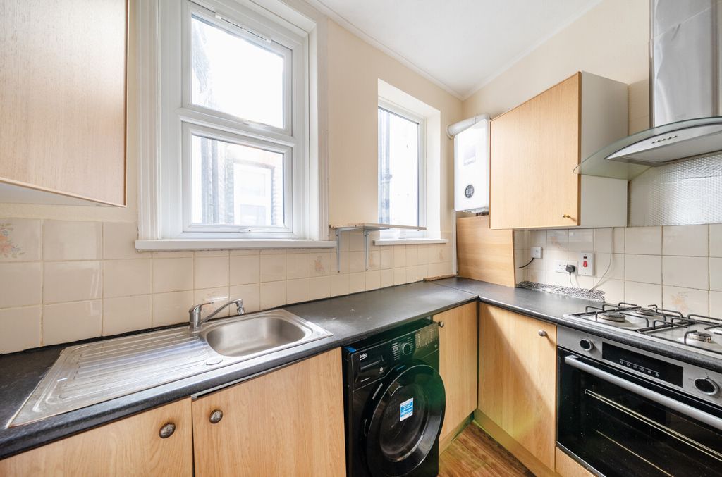 Property photo 2 of 10 1453816-3-69F35cc...