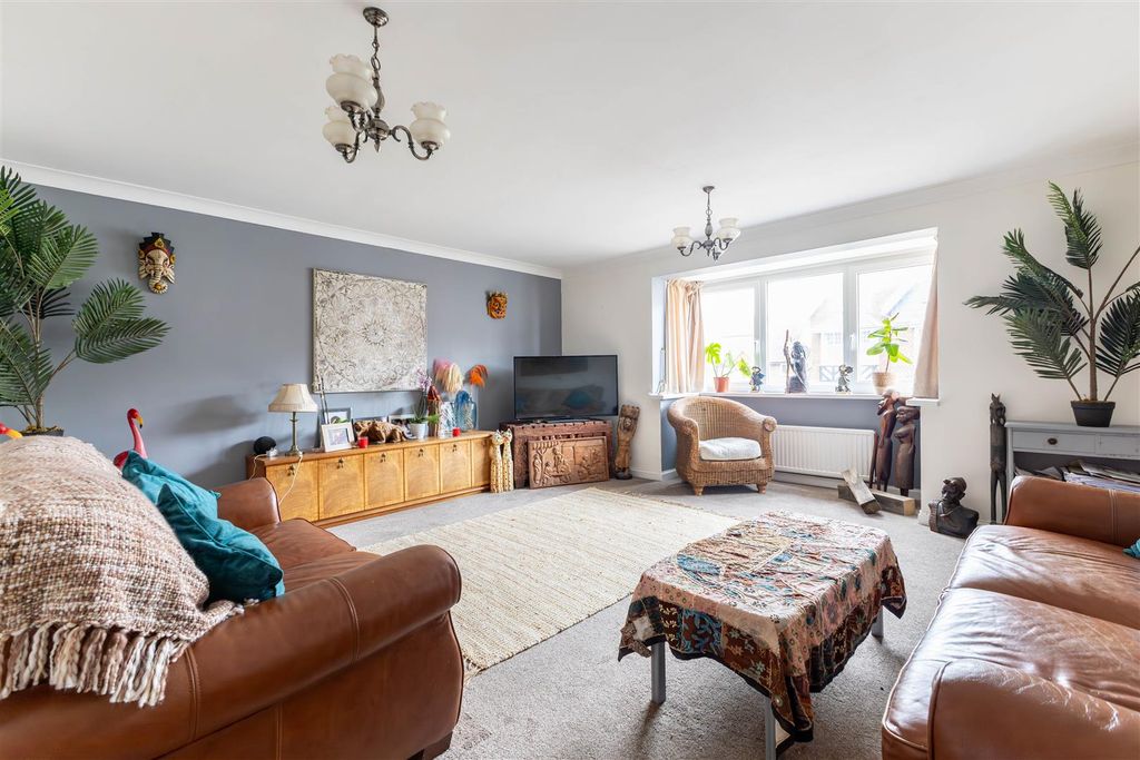 Property photo 2 of 17 Img_1642.Jpg