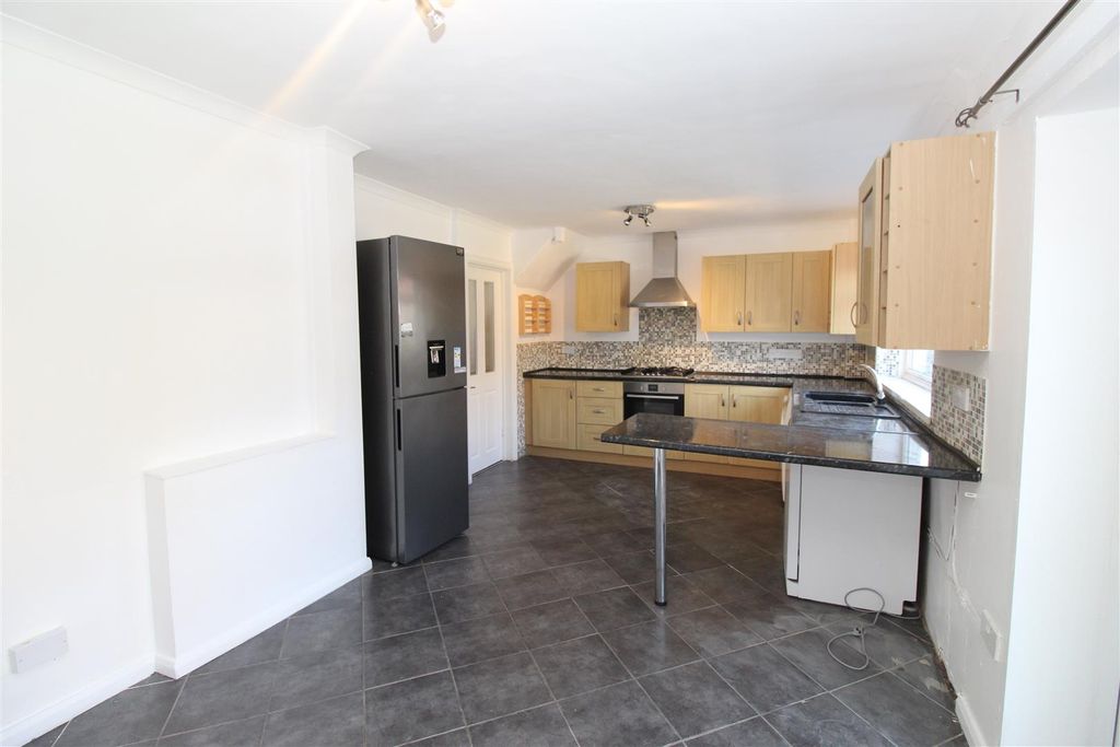 Property photo 2 of 35 Img_7908.Jpg