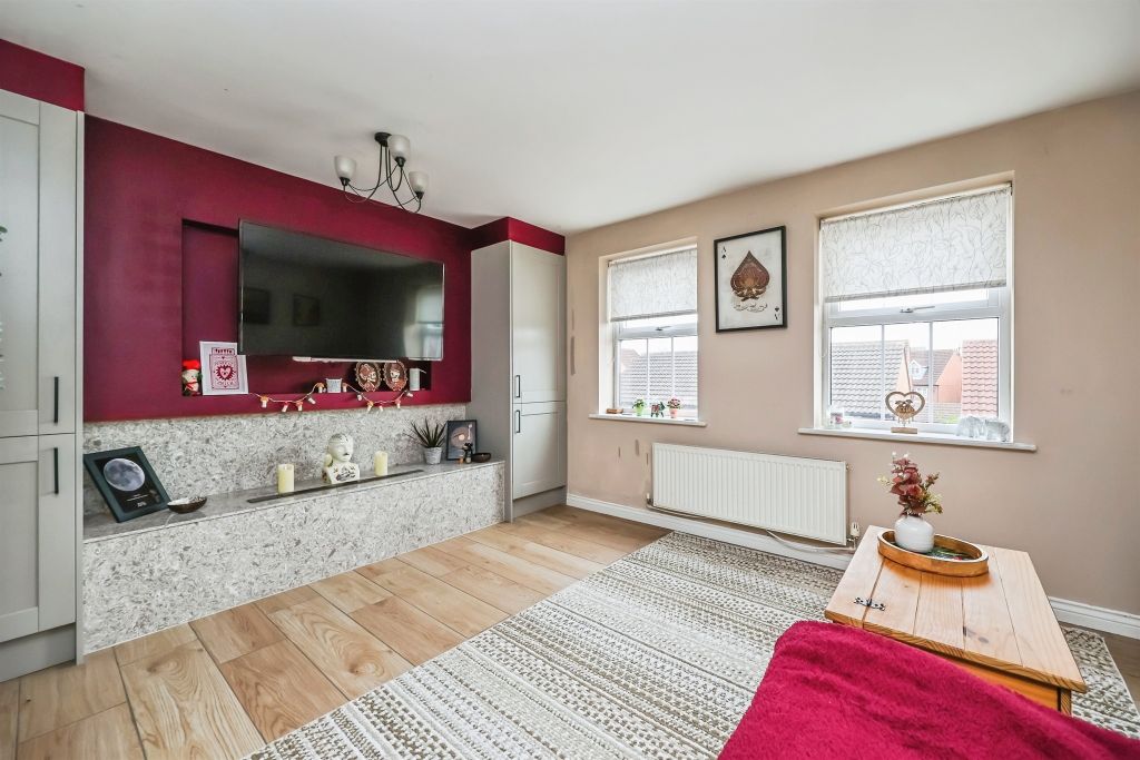 Property photo 2 of 16