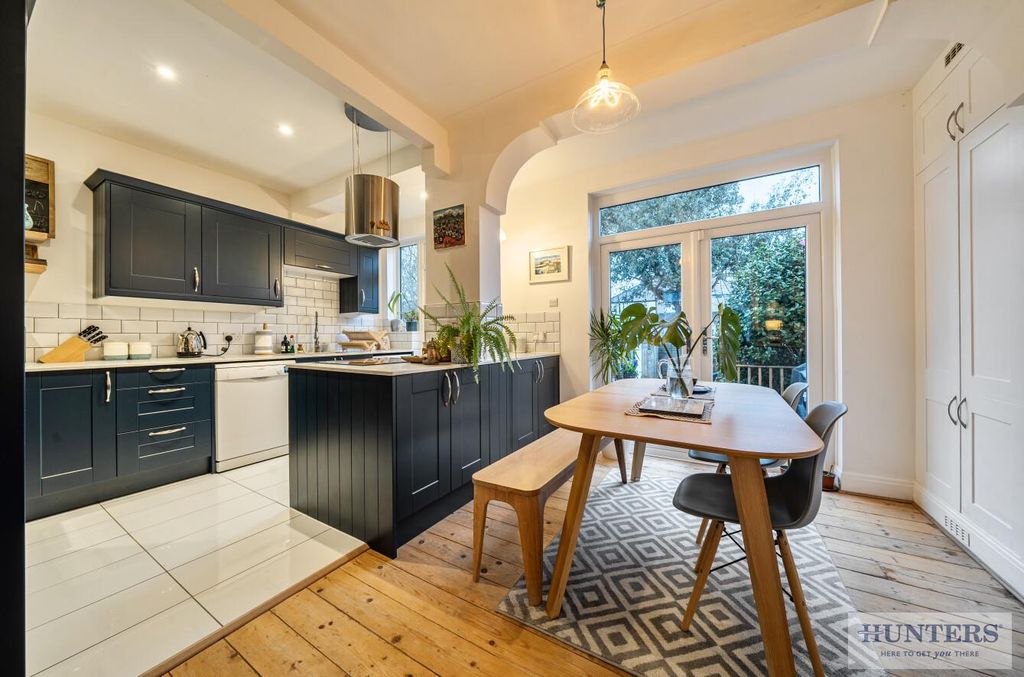 Property photo 3 of 22 Bff7E3A9-1742-4Ced-Bc7d-6ee6A88F55E1.Jpg