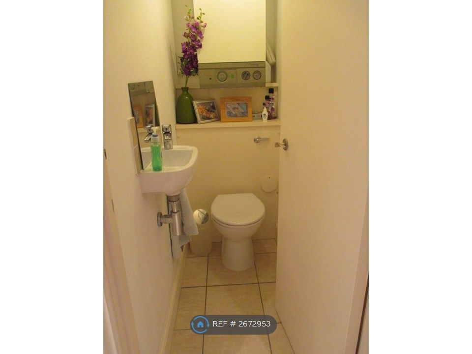 Property photo 2 of 11