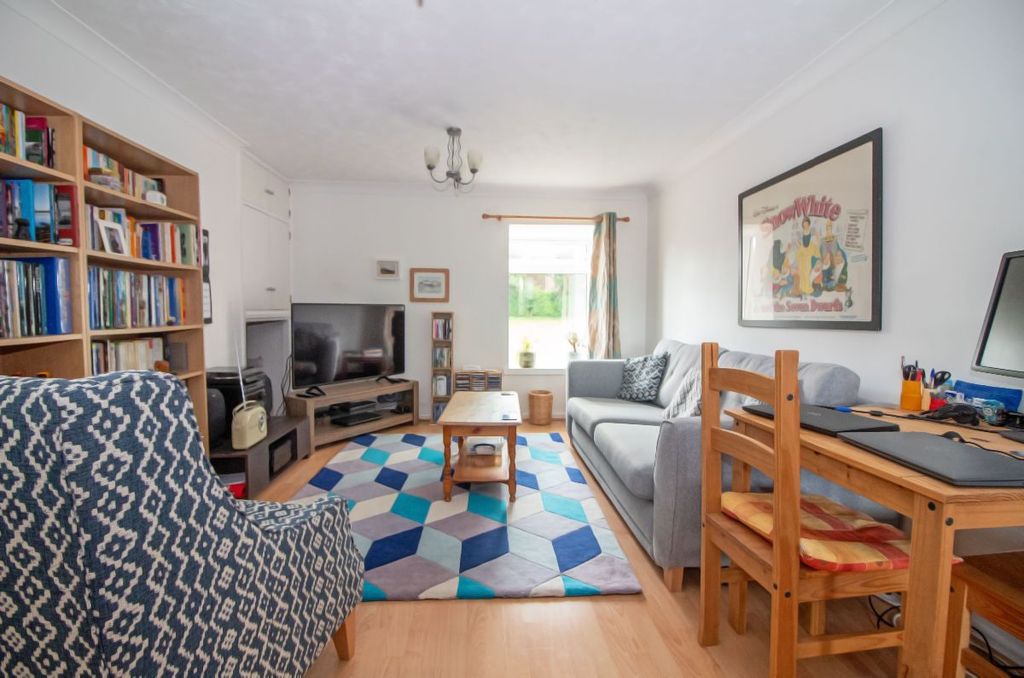 Property photo 3 of 17