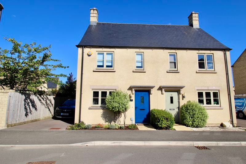 Property photo 1 of 10 Front External