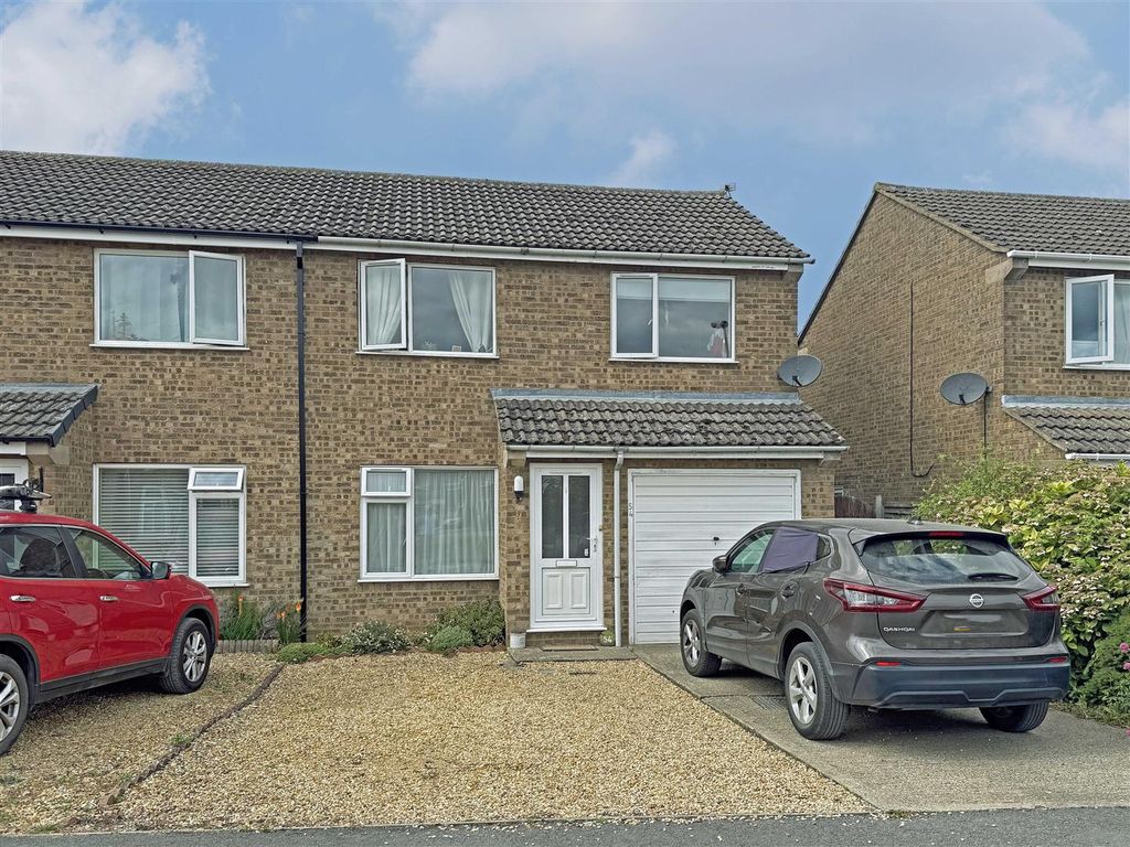 Property photo 1 of 12 Perth Road, Stamford