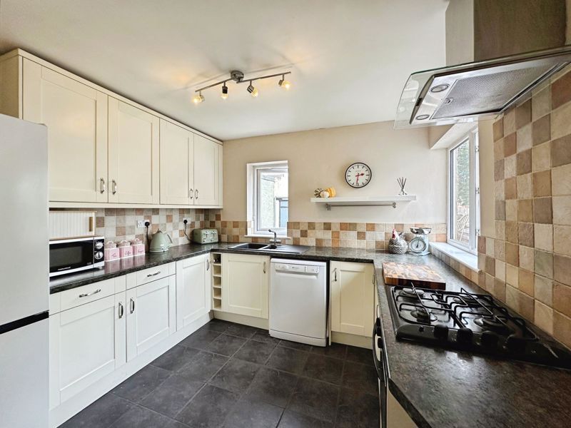 Property photo 2 of 18 Photo 11