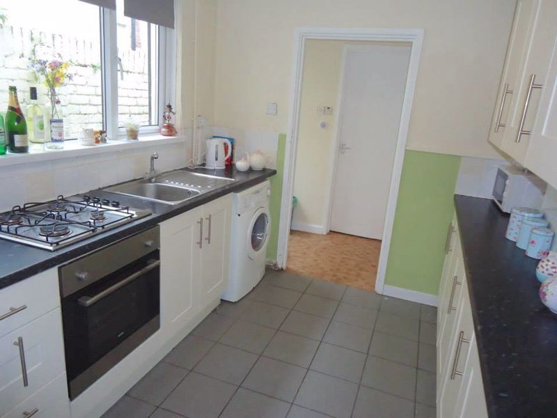 Property photo 3 of 7 Photo 1