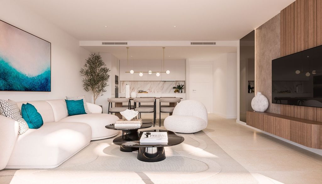 Property photo 3 of 11 Photo 2