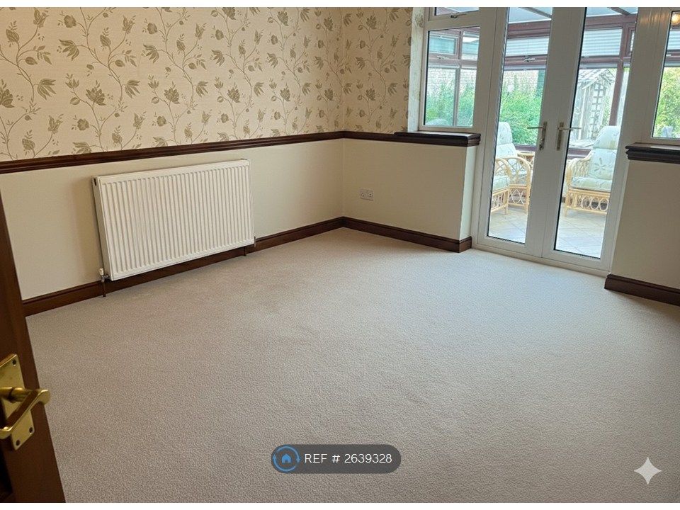 Property photo 3 of 12 Living Room