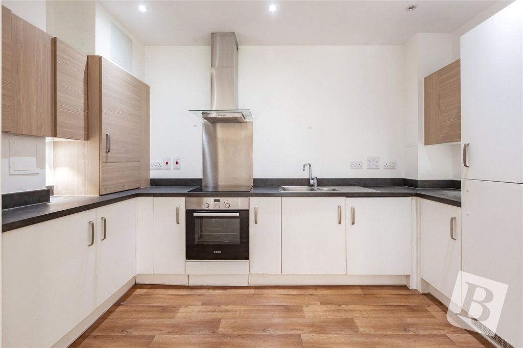 Property photo 1 of 20 Kitchen