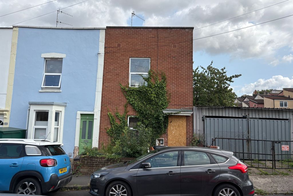Property photo 1 of 1 6 Gladstone Street, Bedminster, Bristol, Bs3 3Ay