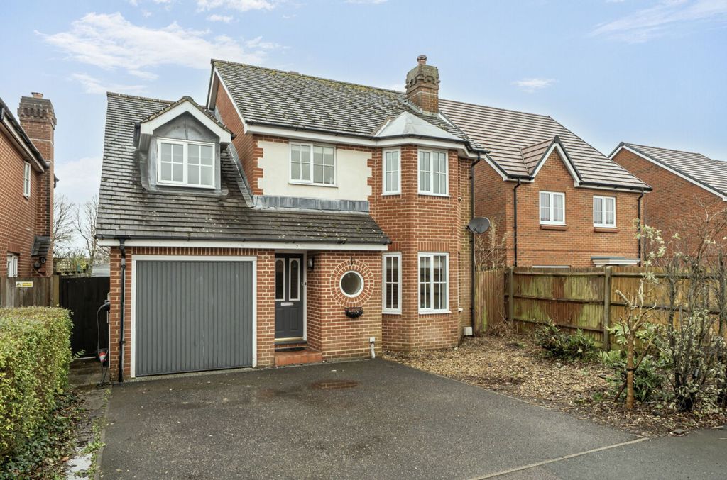 Property photo 1 of 17