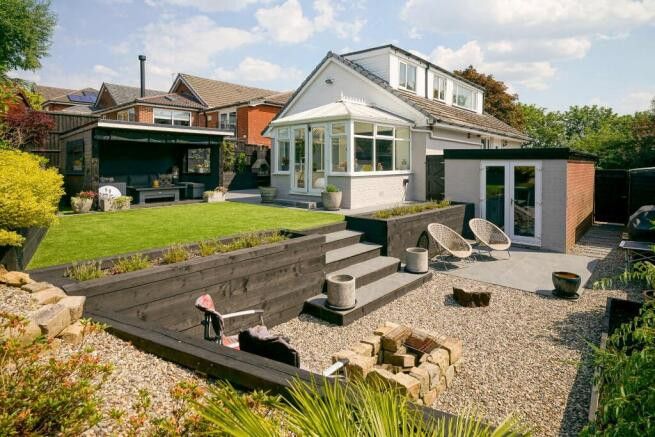 Property photo 1 of 37
