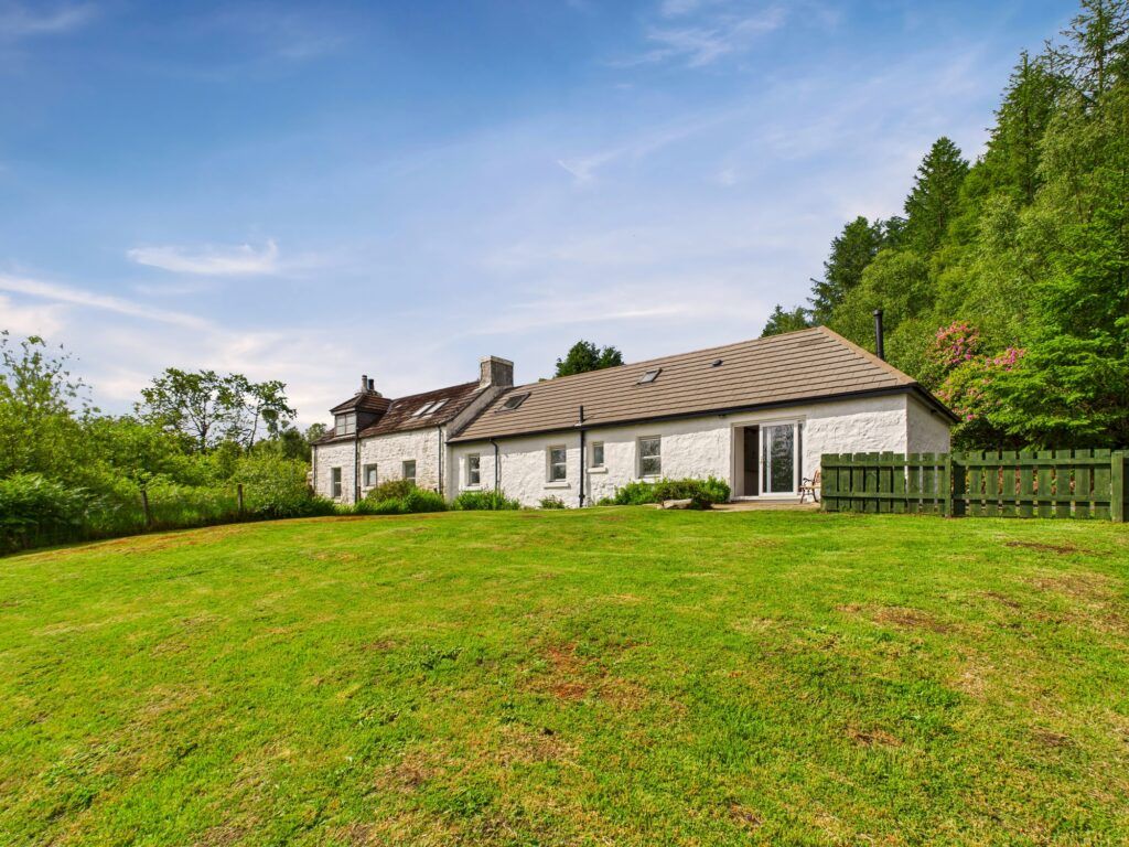 Property photo 2 of 30