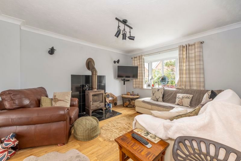 Property photo 2 of 16 Photo 8