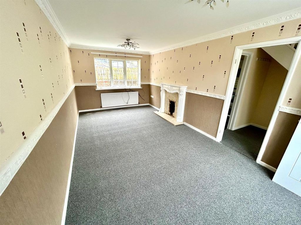 Property photo 3 of 8 Photo-2024-06-13-13-28-34.Jpg