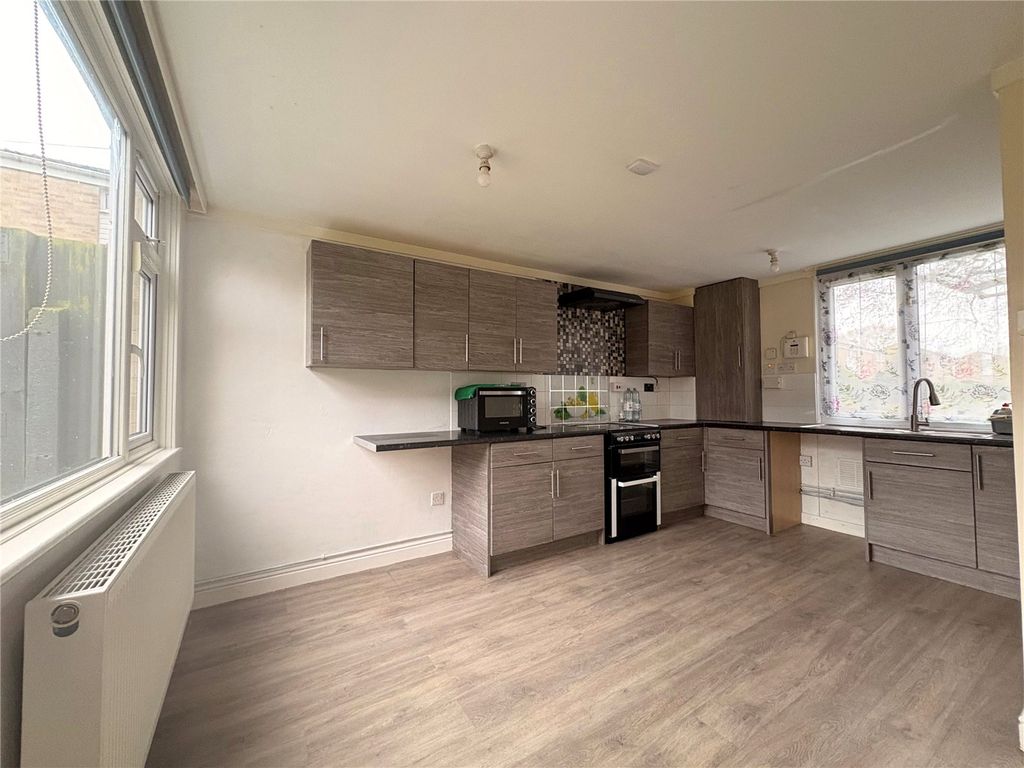 Property photo 3 of 19 Picture No. 47