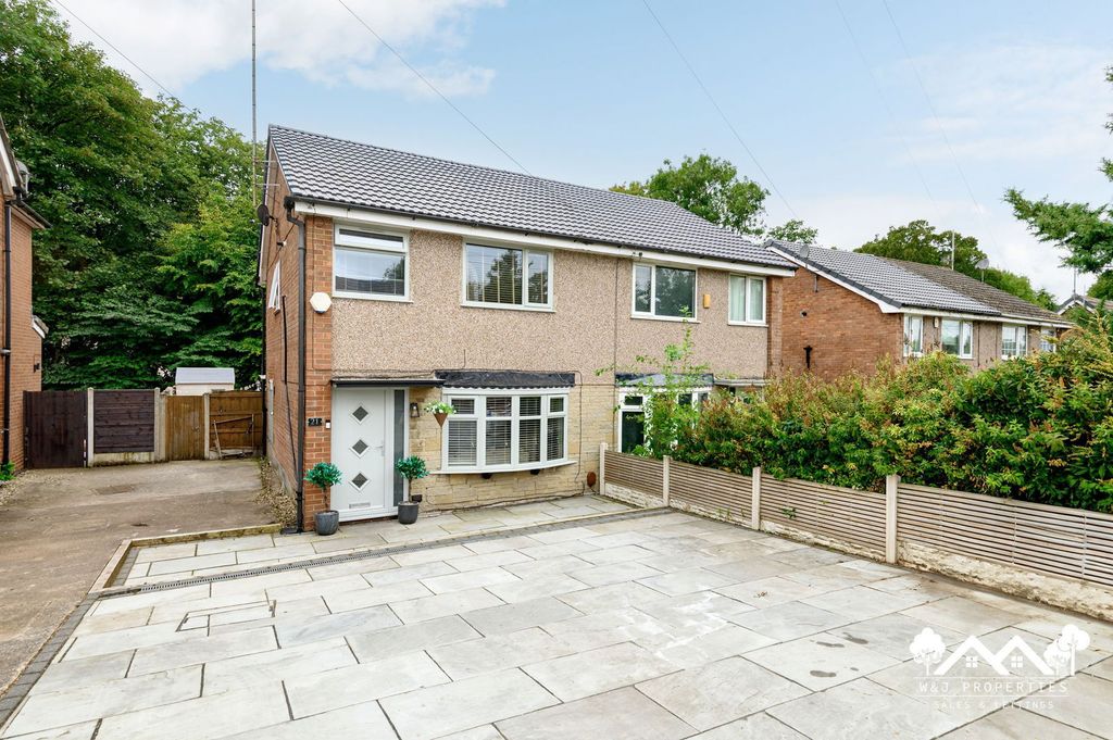 Property photo 1 of 36