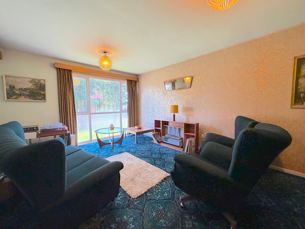 Property photo 2 of 24