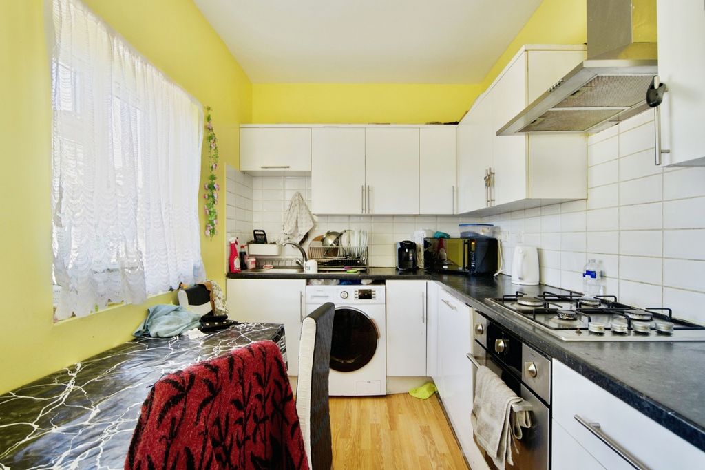 Property photo 2 of 20 Pbox-Img.Jpg